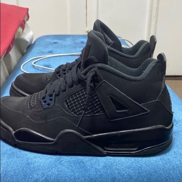 black cat 4s 7y